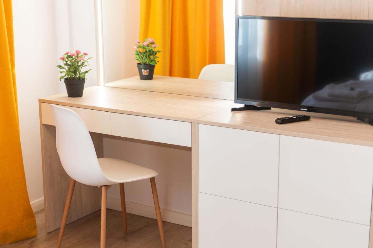 Central Chic Otopeni - Self Check-In, Netflix, Hbo Max Екстер'єр фото